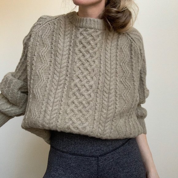 Vintage Sweaters - Vintage Chunky Cable Knit Pullover Sweater Vintage Sweaters - Vintage Chunky Cable Knit Pullover Sweater